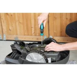 Gardena Wartungs- Und Reinigungs-Set Für Mähroboter Inkl. Aufbewahrungsbox 16 Gardena Wartungs- Und Reinigungs-Set Für Mähroboter Inkl. Aufbewahrungsbox -Garten Tech Verkauf 146434 3050 7