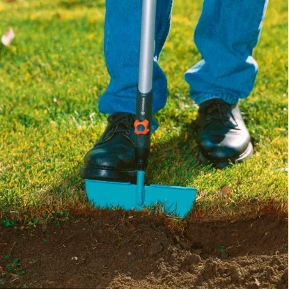 Gardena Combisystem-Rasenkantenstecher 4 Gardena Combisystem-Rasenkantenstecher – Bild 2