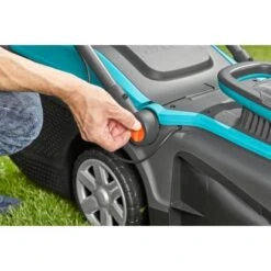 Gardena Akku-Rasenmäher Set PowerMax Li-40/37 Inkl. Akku Und Ladegerät 18 Gardena Akku-Rasenmäher Set PowerMax Li-40/37 Inkl. Akku Und Ladegerät -Garten Tech Verkauf 31 3050 4078500031097 pt04