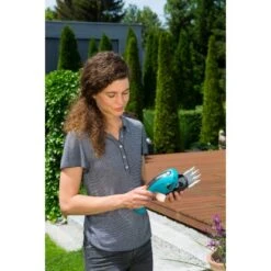 Gardena Akku-Gras- Und Strauchschere Set ClassicCut Li 21 Gardena Akku-Gras- Und Strauchschere Set ClassicCut Li -Garten Tech Verkauf 4078500042512 3050 9