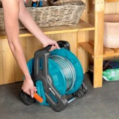 Gardena Schlauchtrommel Classic Für Gartenschläuche Bis Max. 50 M Ø 12,5 Mm 20 Gardena Schlauchtrommel Classic Für Gartenschläuche Bis Max. 50 M Ø 12,5 Mm -Garten Tech Verkauf 4078500800709 3050 A 02