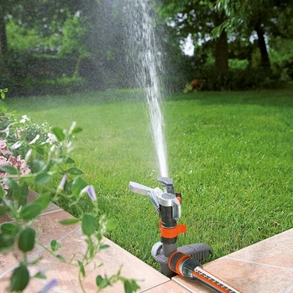 Gardena Rasensprenger Premium Mit Spike 4 Gardena Rasensprenger Premium Mit Spike – Bild 2