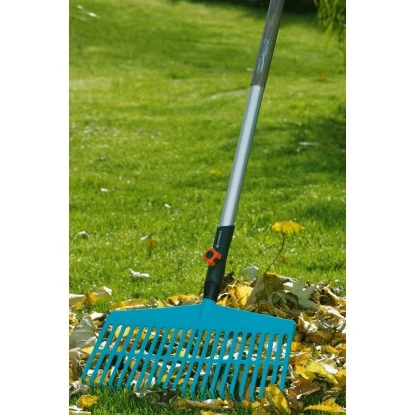 Gardena Combisystem-Komplettangebot Mit Rechenbesen, Grubber, Fugenkratzer Und S 11 Gardena Combisystem-Komplettangebot Mit Rechenbesen, Grubber, Fugenkratzer Und S – Bild 9