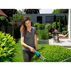 Gardena Akku-Grasschere Set ComfortCut Li Inkl. Zubehör 11 Gardena Akku-Grasschere Set ComfortCut Li Inkl. Zubehör -Garten Tech Verkauf 963832 3050 2